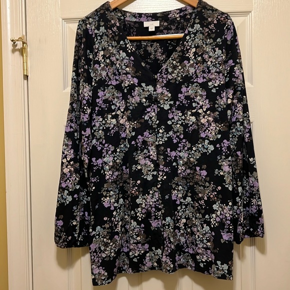 J. Jill long sleeve floral button down shirt. - Picture 1 of 4